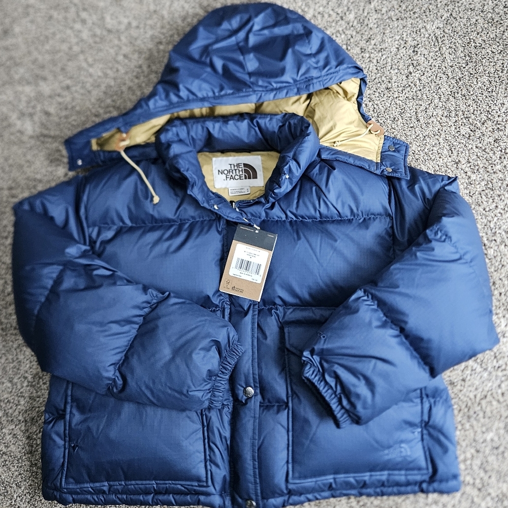 New women's The North Face